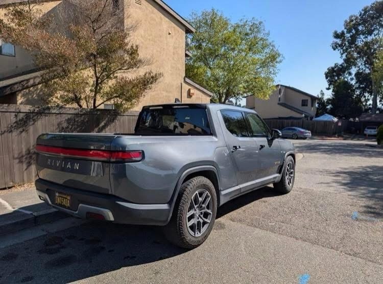 2022 Rivian R1T Launch Edition - Image 7