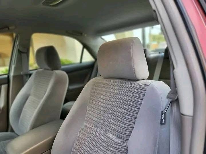 2005 Toyota Camry LE V6 - Image 2