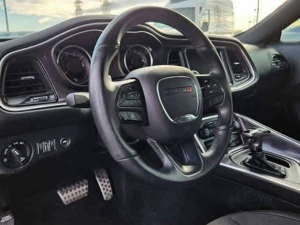 2018 DODGE CHALLENGER SCAT PACK - Image 2
