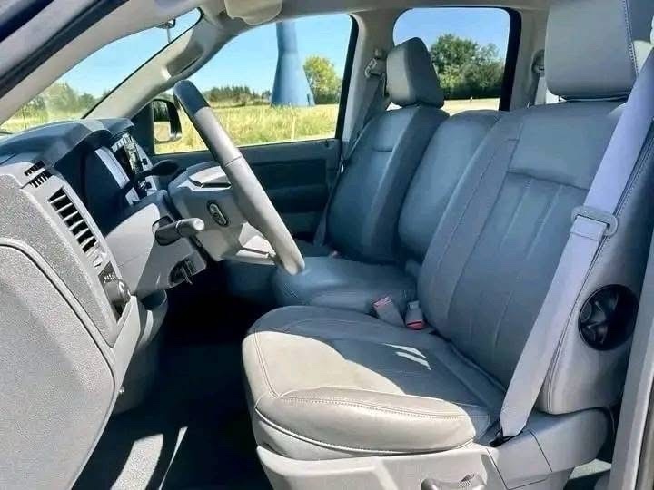 2008 Dodge Ram 1500 Laramie Quad Cab 4×4 - Image 8