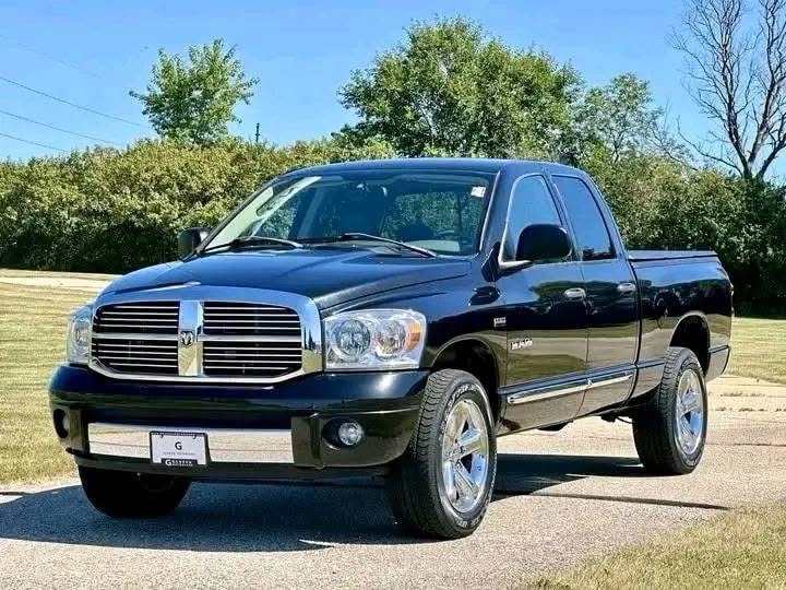 2008 Dodge Ram 1500 Laramie Quad Cab 4×4 - Image 3