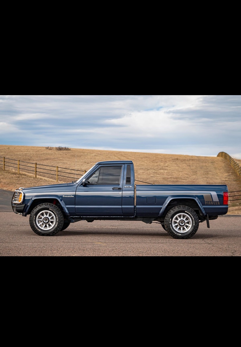 1988 Jeep Comanche Pioneer 4×4 - Image 5