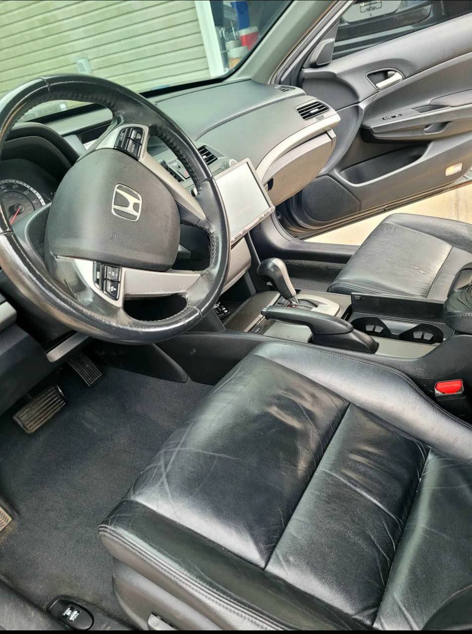 2012 Honda Accord - Image 4