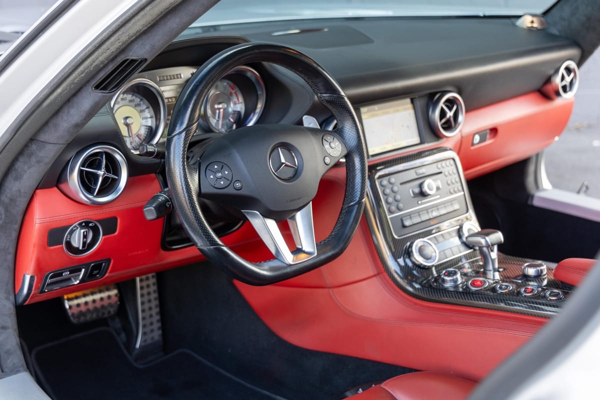 2011 Mercedes-Benz SLS AMG Coupe - Image 4
